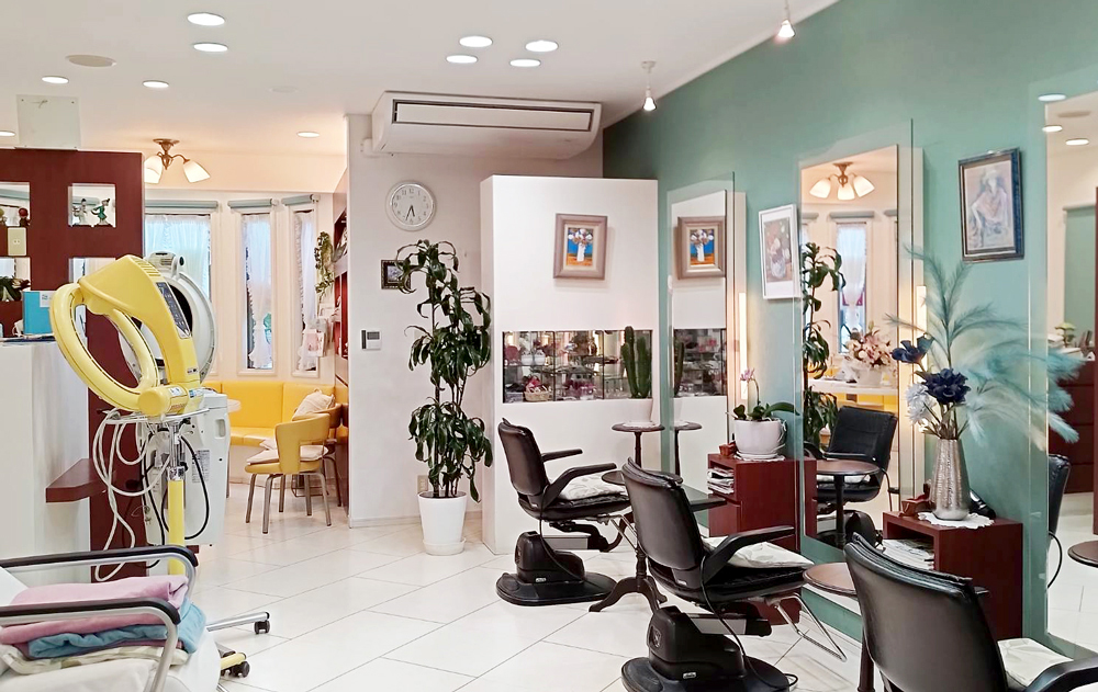 美容の森Mie　店内